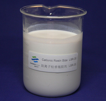 Sal de amônio quaternário Cationic da resina do PH 2-4 de superfície da emulsão de Paper Making White do agente de cola LSR-35