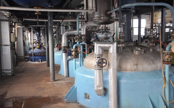 Os aditivos químicos secam o agente Paper Pulp Amphoteric 3 da força - 5PH