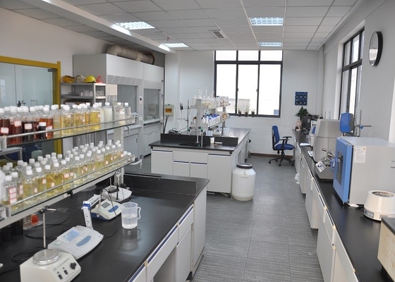 Tratamento da emulsão do Polyacrylamide do Cas 9003-05-8 da viscosidade maioria das águas residuais 500-2000 AE8030/CE6140